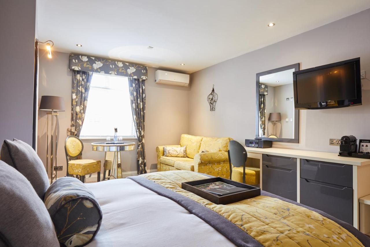 Worldhotels Distinctive Woughton House Hotel Милтон-Кейнс Экстерьер фото
