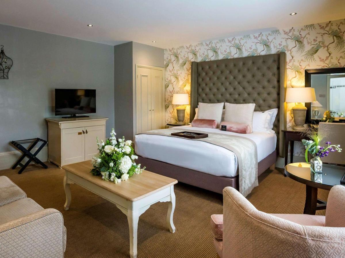Worldhotels Distinctive Woughton House Hotel Милтон-Кейнс Экстерьер фото