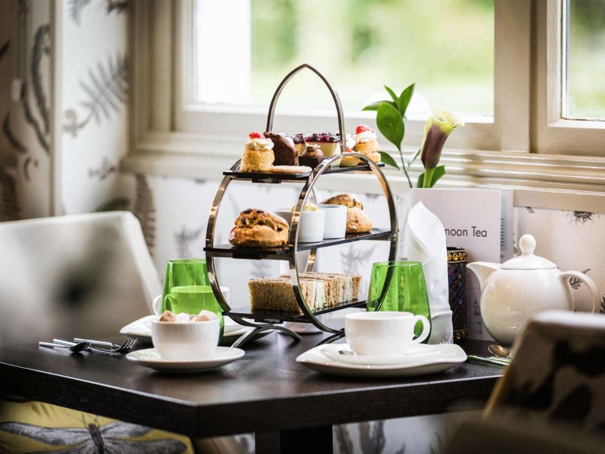 Worldhotels Distinctive Woughton House Hotel Милтон-Кейнс Экстерьер фото